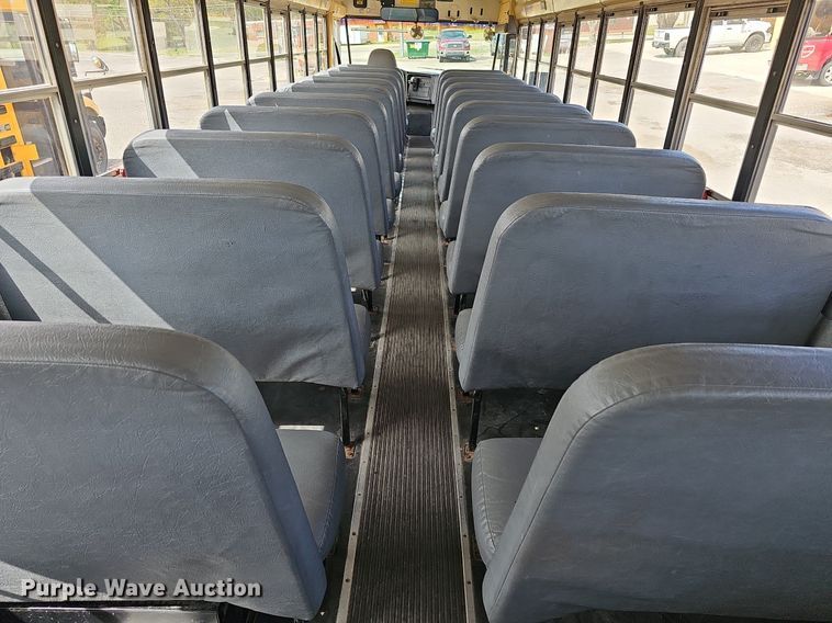 image for item DM1638 2005 IC CE300 school bus