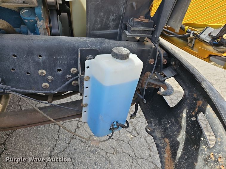 image for item DM1638 2005 IC CE300 school bus