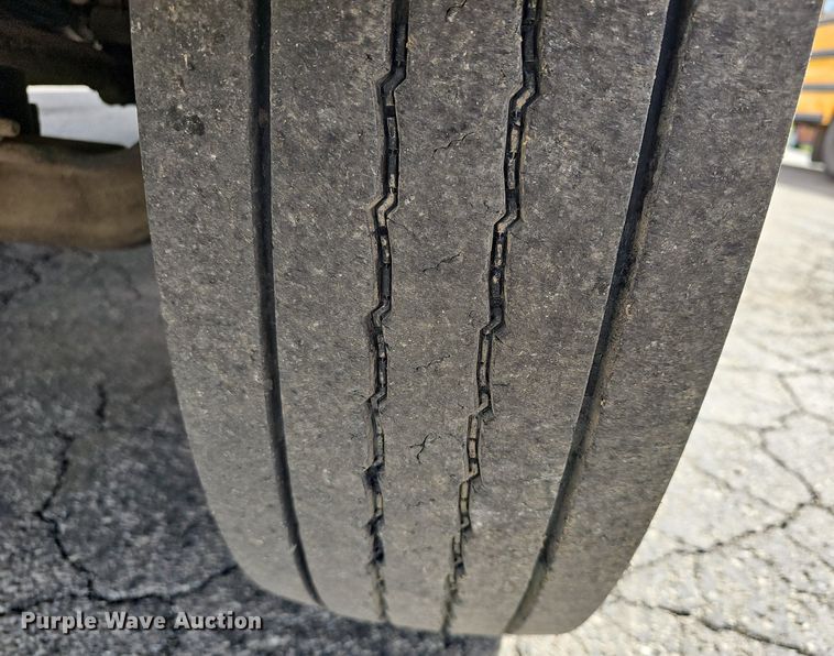 image for item DM1638 2005 IC CE300 school bus