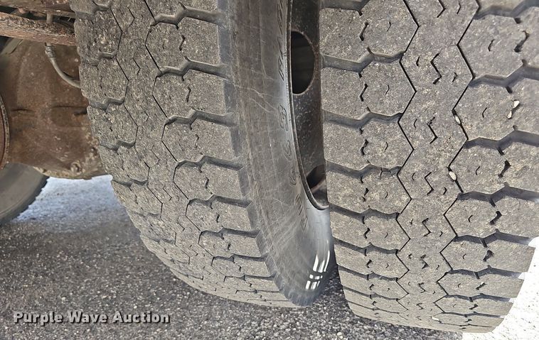 image for item DM1638 2005 IC CE300 school bus