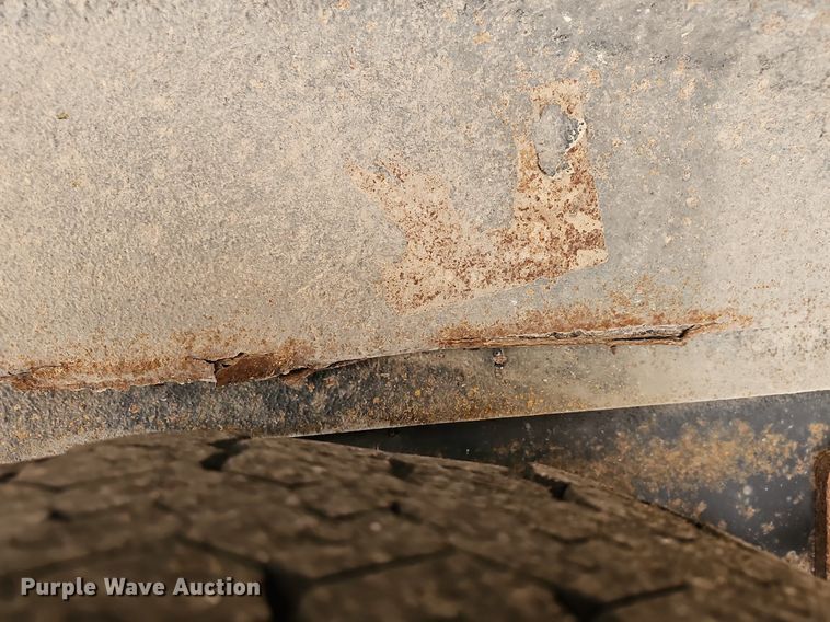 image for item DM1638 2005 IC CE300 school bus