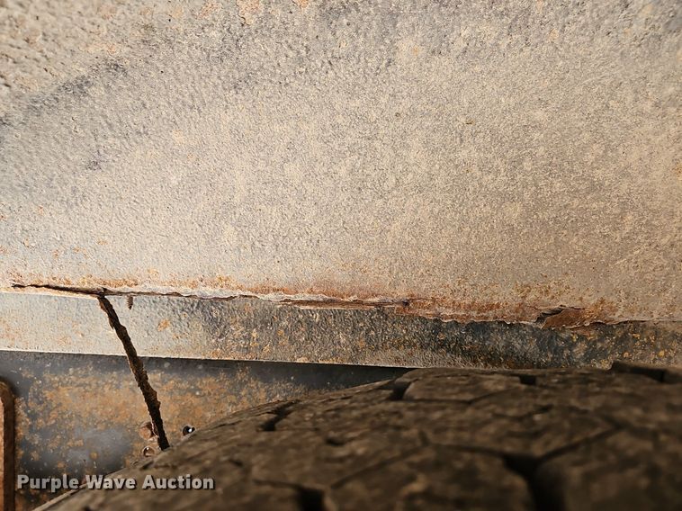 image for item DM1638 2005 IC CE300 school bus