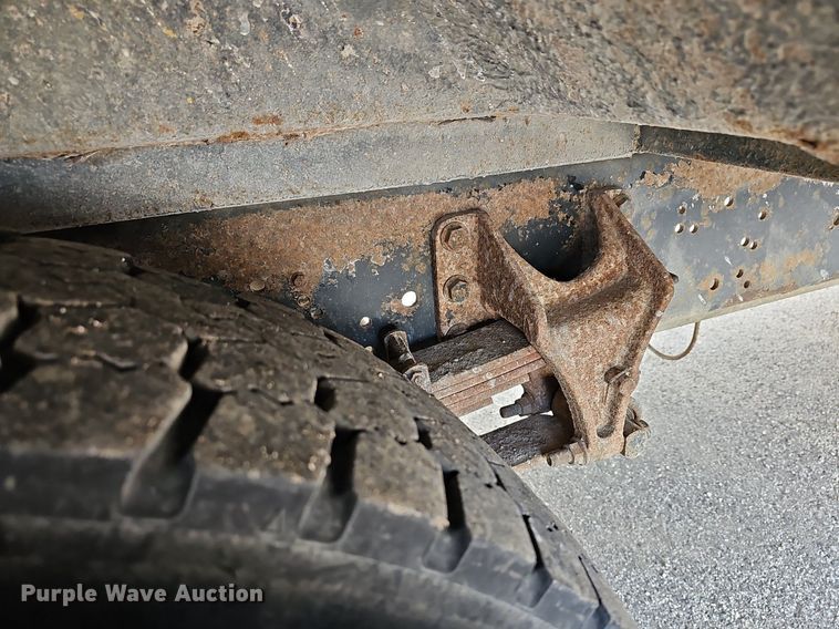 image for item DM1638 2005 IC CE300 school bus