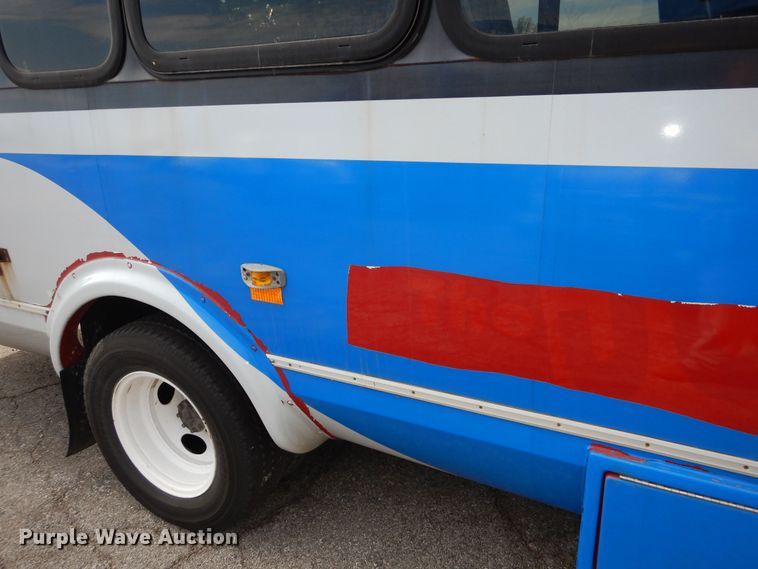 image for item DM1650 2014 Eldorado National Aerotech Ford 220 shuttle bus