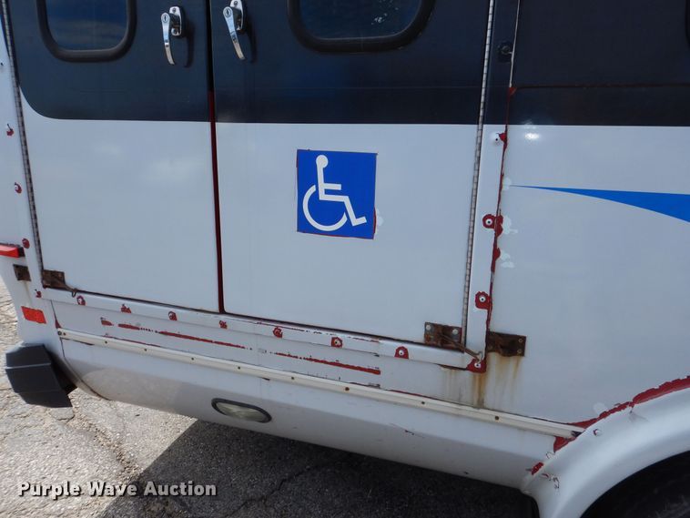 image for item DM1650 2014 Eldorado National Aerotech Ford 220 shuttle bus