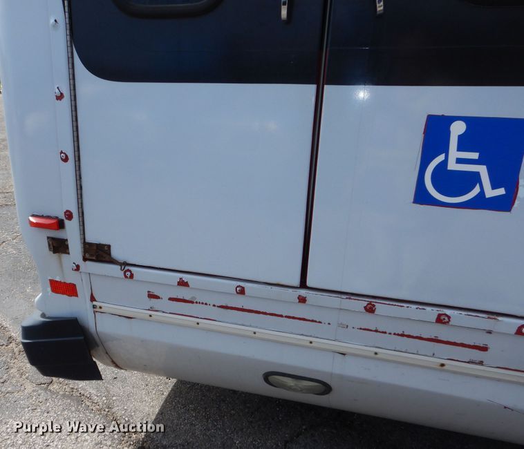 image for item DM1650 2014 Eldorado National Aerotech Ford 220 shuttle bus