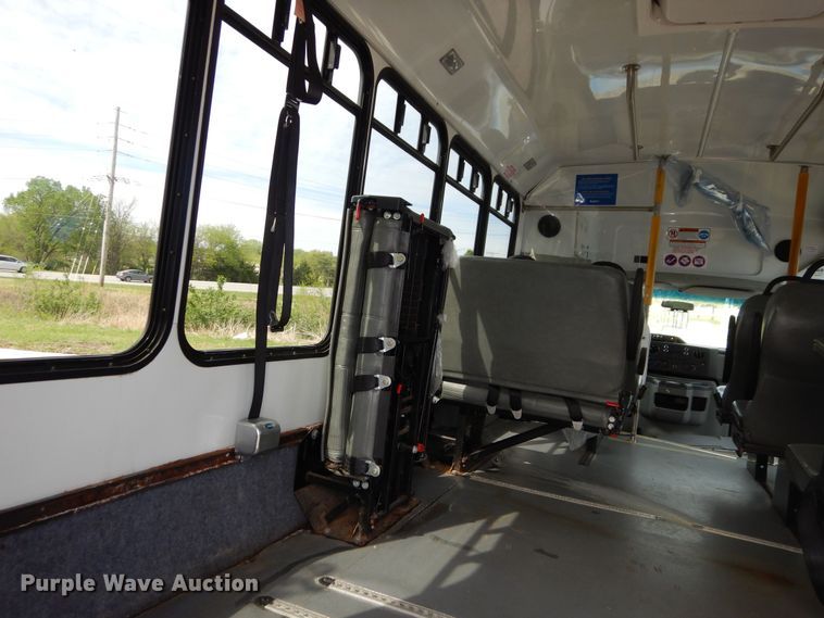 image for item DM1650 2014 Eldorado National Aerotech Ford 220 shuttle bus