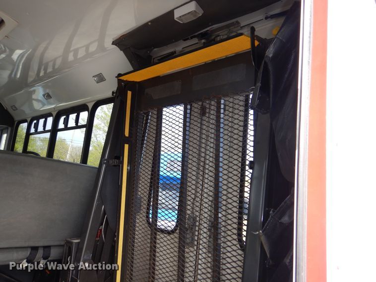 image for item DM1650 2014 Eldorado National Aerotech Ford 220 shuttle bus