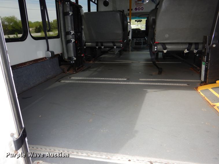 image for item DM1650 2014 Eldorado National Aerotech Ford 220 shuttle bus