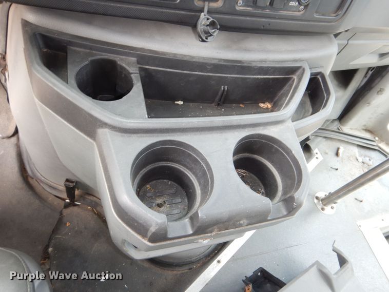 image for item DM1650 2014 Eldorado National Aerotech Ford 220 shuttle bus