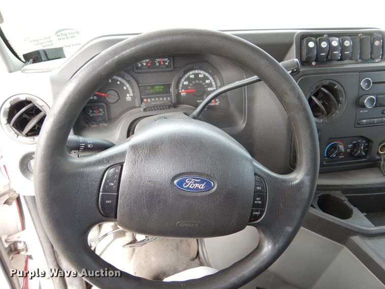 image for item DM1650 2014 Eldorado National Aerotech Ford 220 shuttle bus