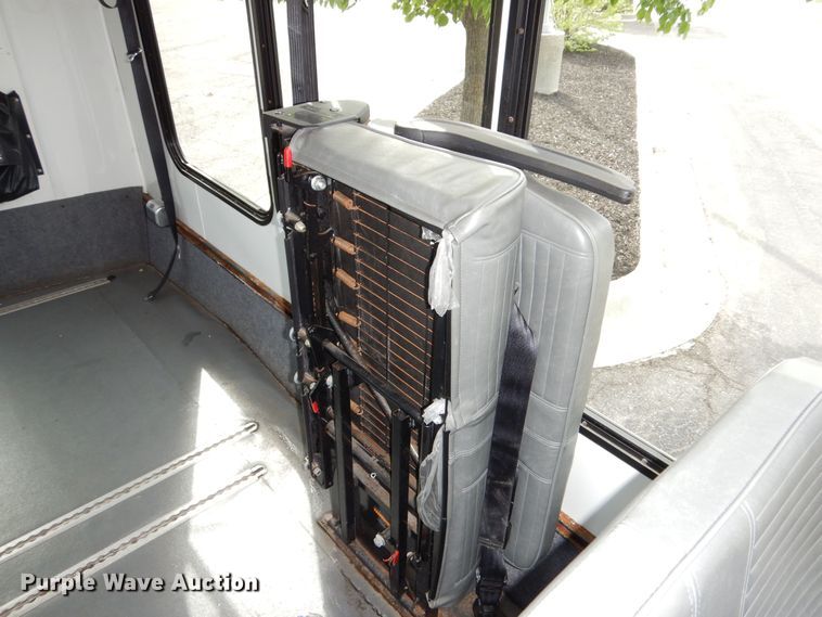 image for item DM1650 2014 Eldorado National Aerotech Ford 220 shuttle bus