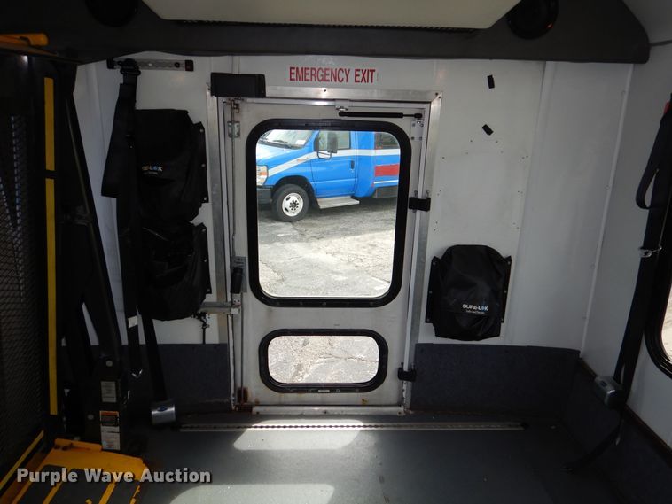 image for item DM1650 2014 Eldorado National Aerotech Ford 220 shuttle bus