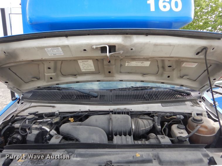 image for item DM1650 2014 Eldorado National Aerotech Ford 220 shuttle bus