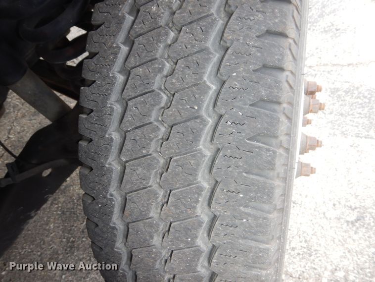 image for item DM1650 2014 Eldorado National Aerotech Ford 220 shuttle bus