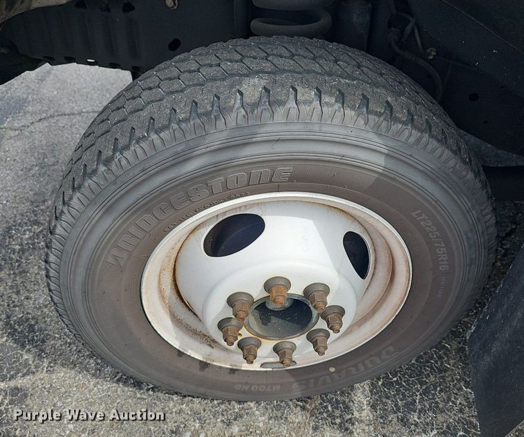 image for item DM1650 2014 Eldorado National Aerotech Ford 220 shuttle bus