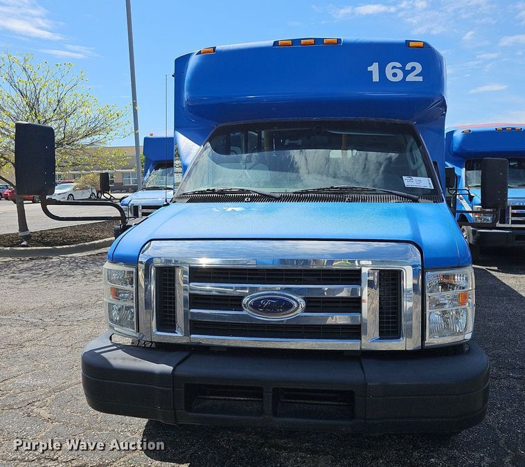 image for item DM1651 2014 Eldorado National Aerotech Ford 220 shuttle bus