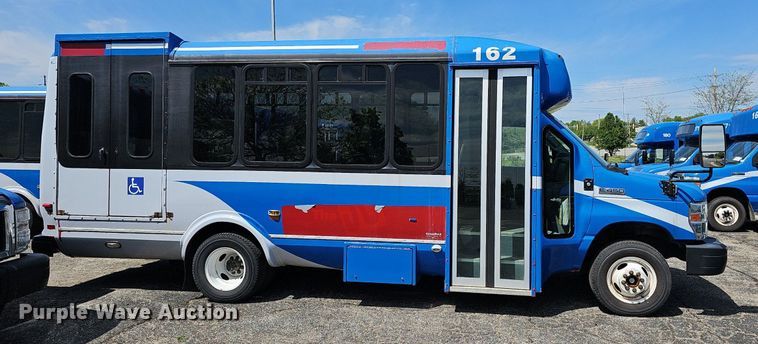 image for item DM1651 2014 Eldorado National Aerotech Ford 220 shuttle bus