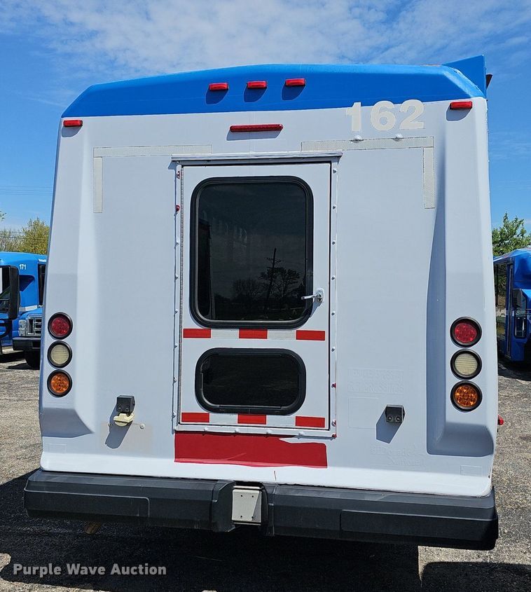 image for item DM1651 2014 Eldorado National Aerotech Ford 220 shuttle bus