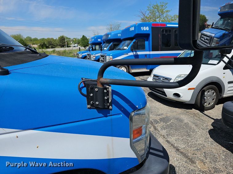 image for item DM1651 2014 Eldorado National Aerotech Ford 220 shuttle bus