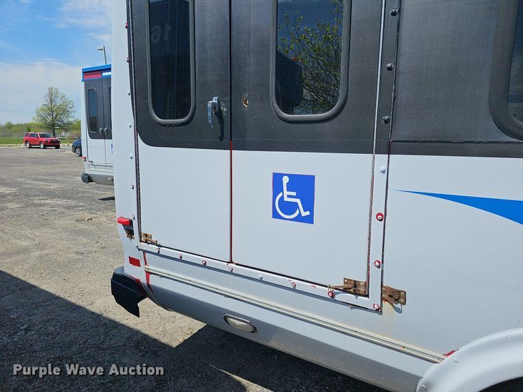 image for item DM1651 2014 Eldorado National Aerotech Ford 220 shuttle bus