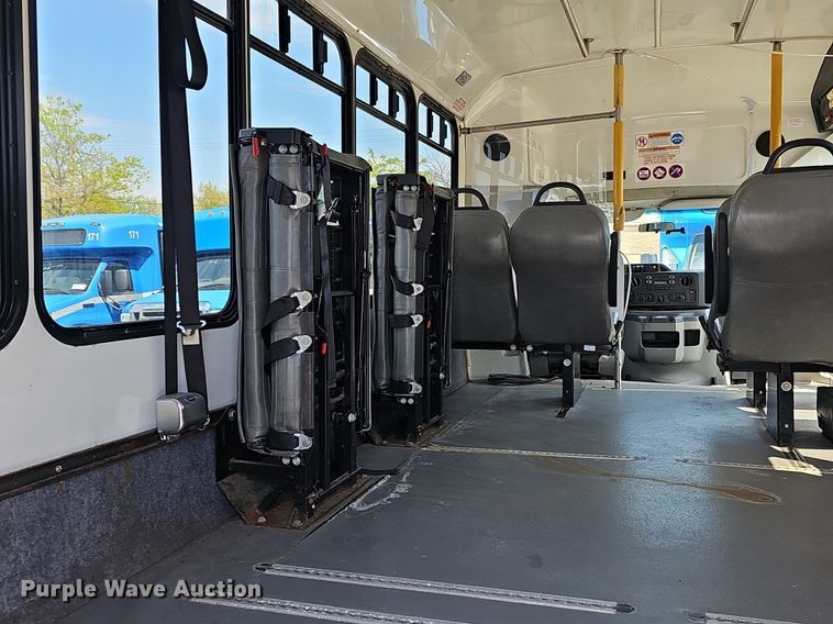 image for item DM1651 2014 Eldorado National Aerotech Ford 220 shuttle bus