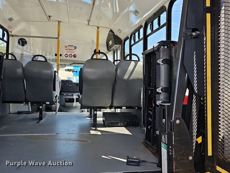 image for item DM1651 2014 Eldorado National Aerotech Ford 220 shuttle bus