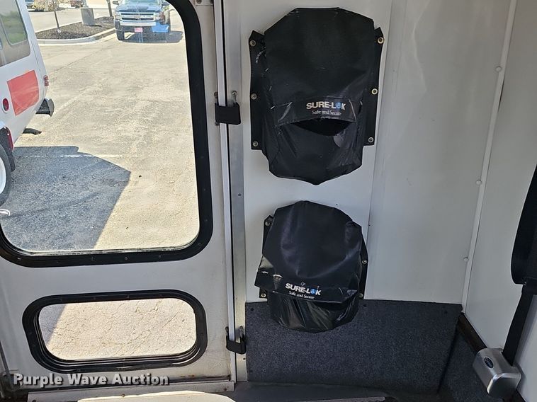 image for item DM1651 2014 Eldorado National Aerotech Ford 220 shuttle bus