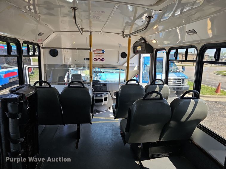 image for item DM1651 2014 Eldorado National Aerotech Ford 220 shuttle bus