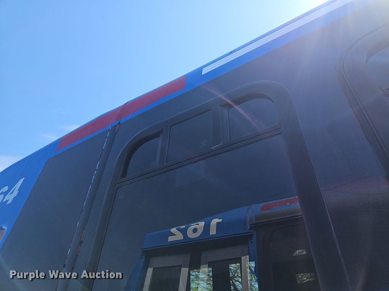 image for item DM1652 2014 Ford  E450 super duty  shuttle bus