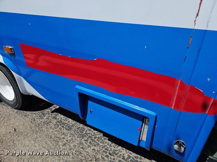 image for item DM1652 2014 Ford  E450 super duty  shuttle bus