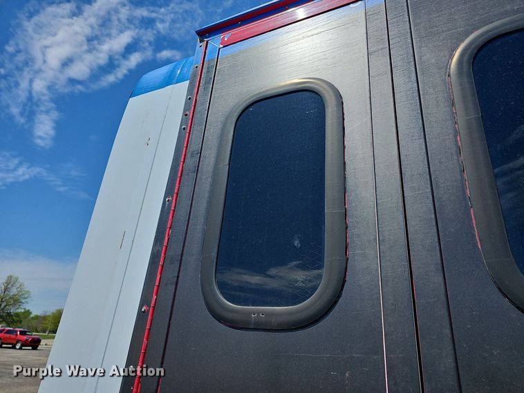 image for item DM1652 2014 Ford  E450 super duty  shuttle bus