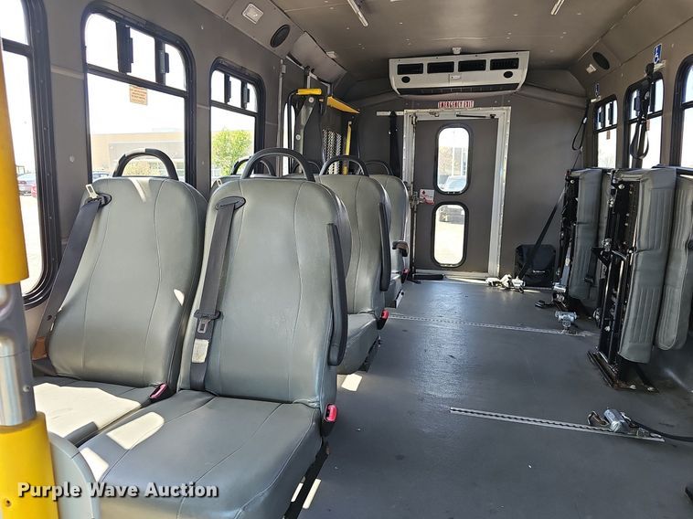 image for item DM1652 2014 Ford  E450 super duty  shuttle bus