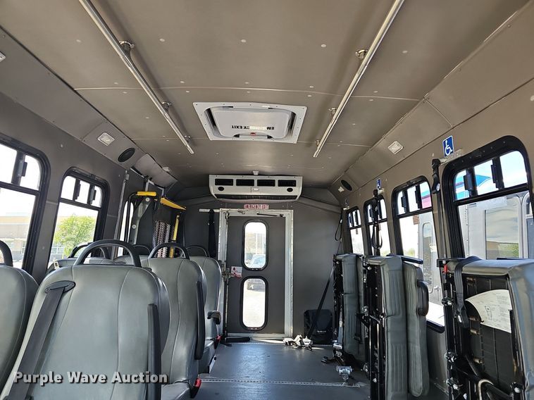 image for item DM1652 2014 Ford  E450 super duty  shuttle bus