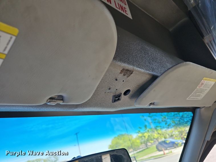 image for item DM1652 2014 Ford  E450 super duty  shuttle bus