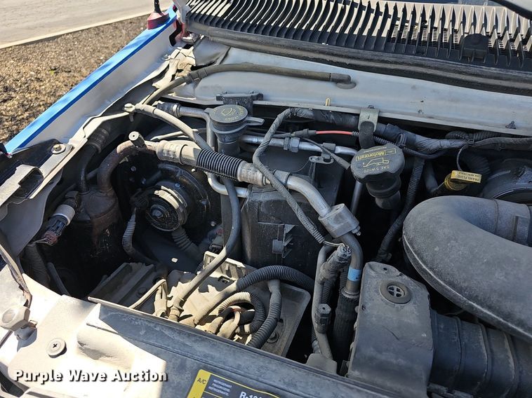 image for item DM1652 2014 Ford  E450 super duty  shuttle bus