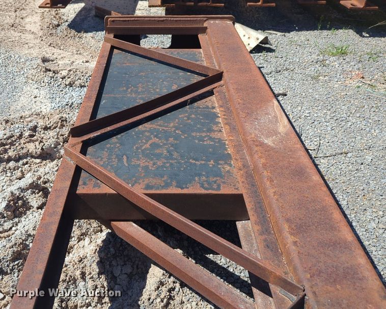 image for item DN3823 Pile driver