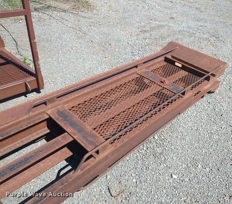 image for item DN3823 Pile driver