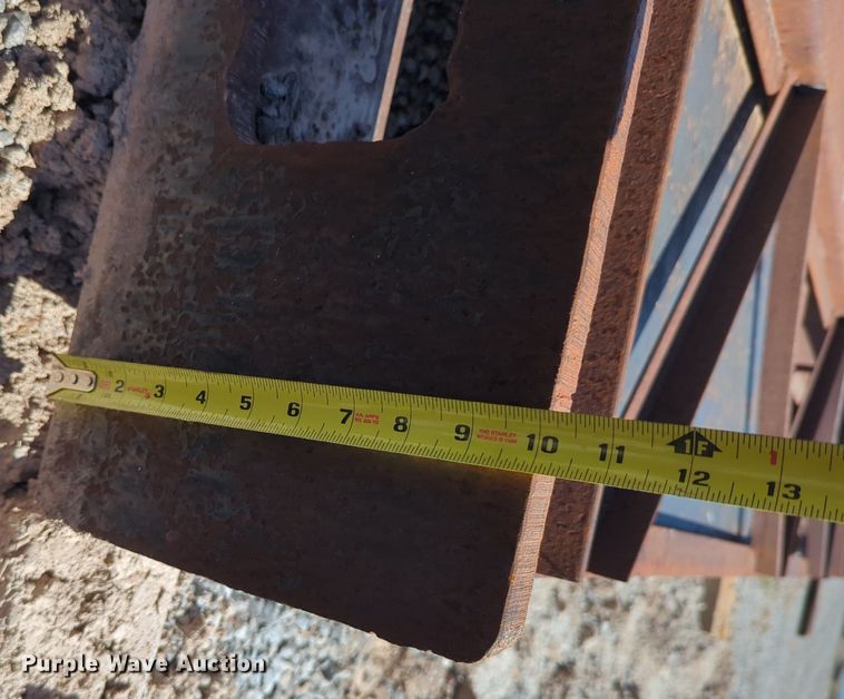 image for item DN3823 Pile driver