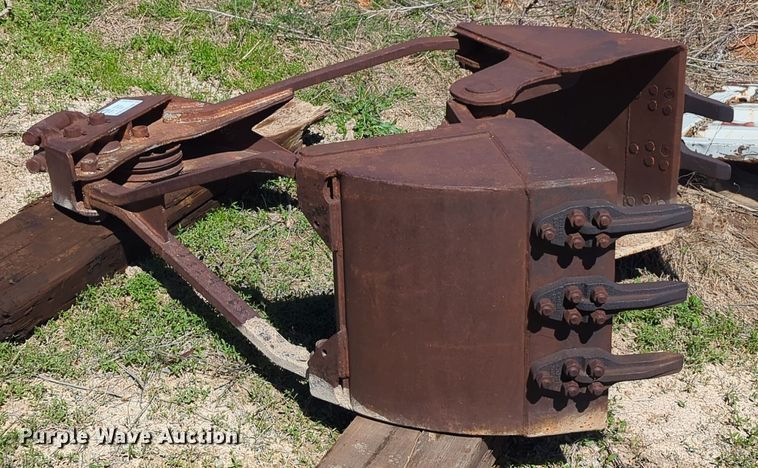 image for item DN3827 32