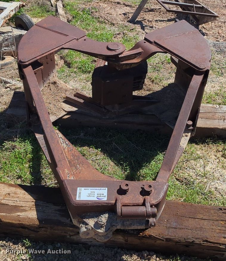 image for item DN3827 32