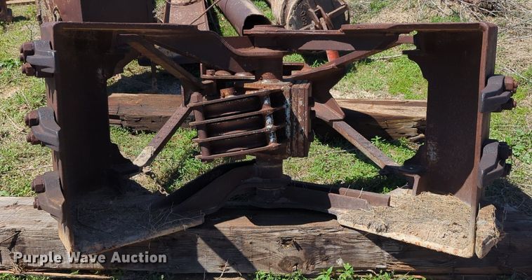 image for item DN3827 32