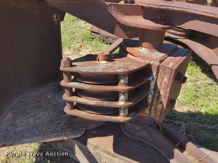 image for item DN3827 32