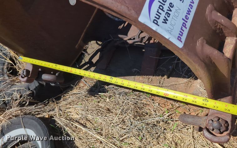 image for item DN3828 36