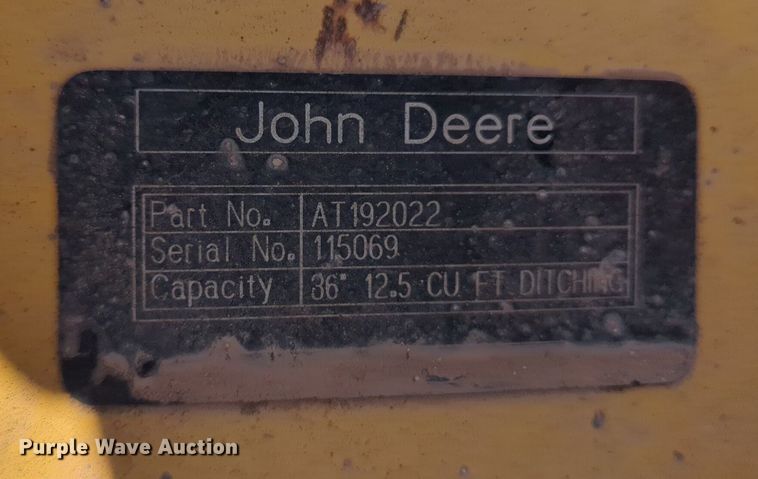 image for item DN3829 (2) John Deere backhoe buckets