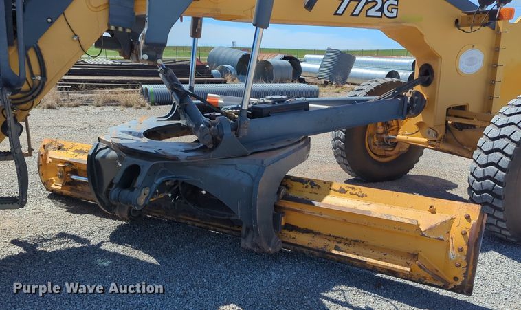 image for item DN3831 2011 John Deere 772G motor grader