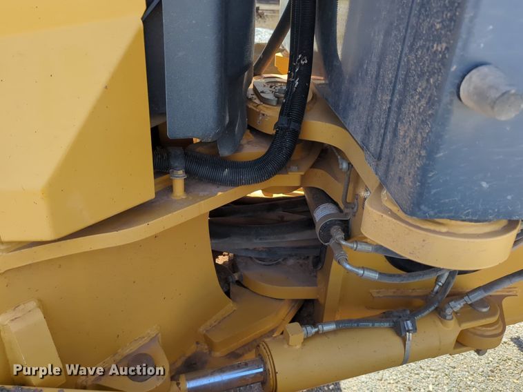 image for item DN3831 2011 John Deere 772G motor grader