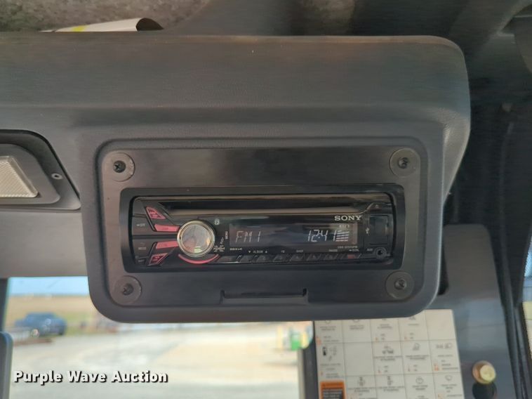 image for item DN3831 2011 John Deere 772G motor grader