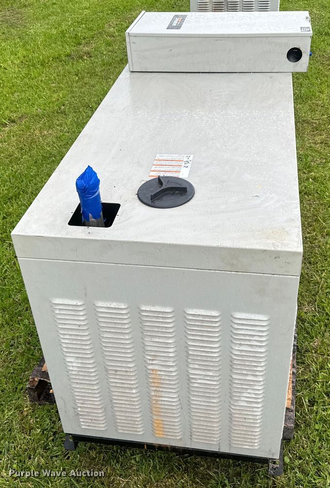 image for item DN7687 Generac RGO2224ANAX generator