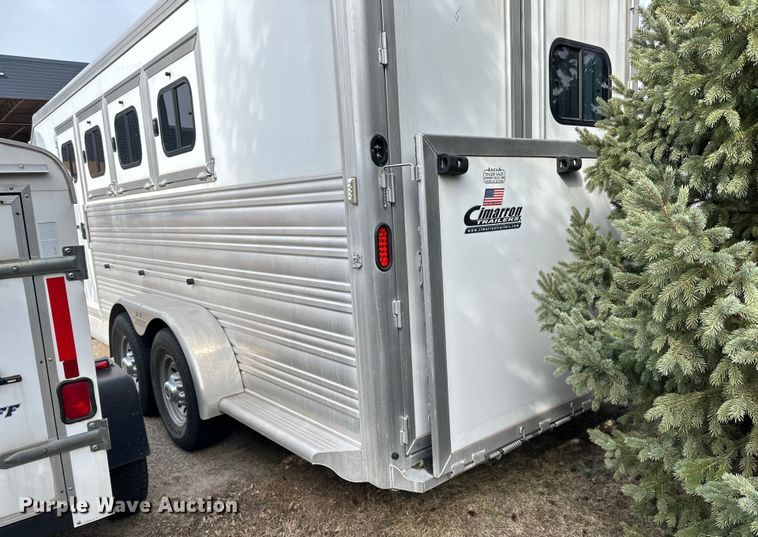 image for item DO3283 2016 Cimarron  Horse trailer livestock trailer
